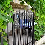 Gala Daire Kastela